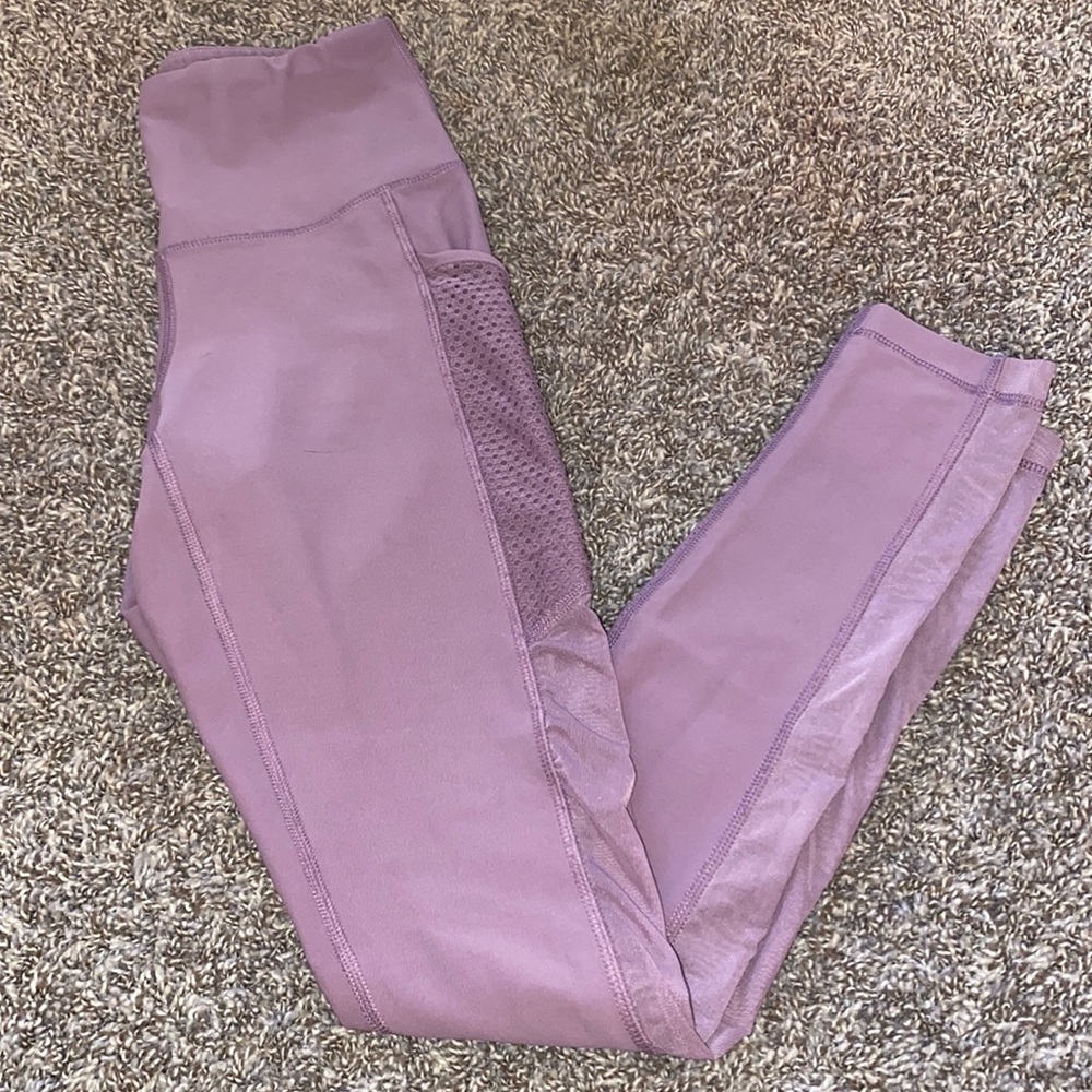 Athletic leggings